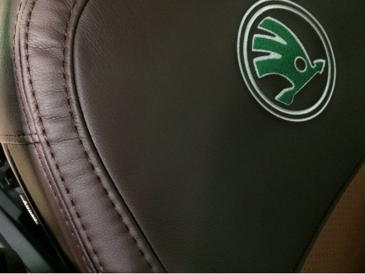 Авточехлы на Skoda Yeti