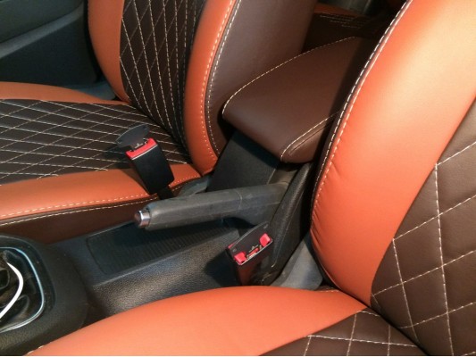 Авточехлы на Volkswagen Golf 6