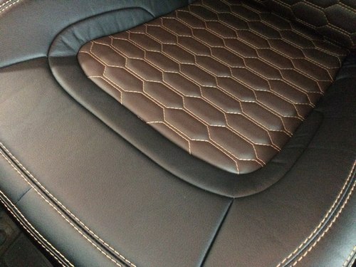 Процесс установки каркасных авточехлов Dress4car